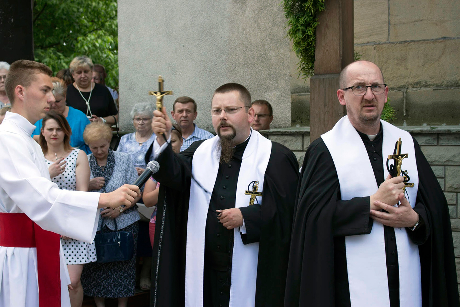 Rekolekcje i misje parafialne – oblaci.pl